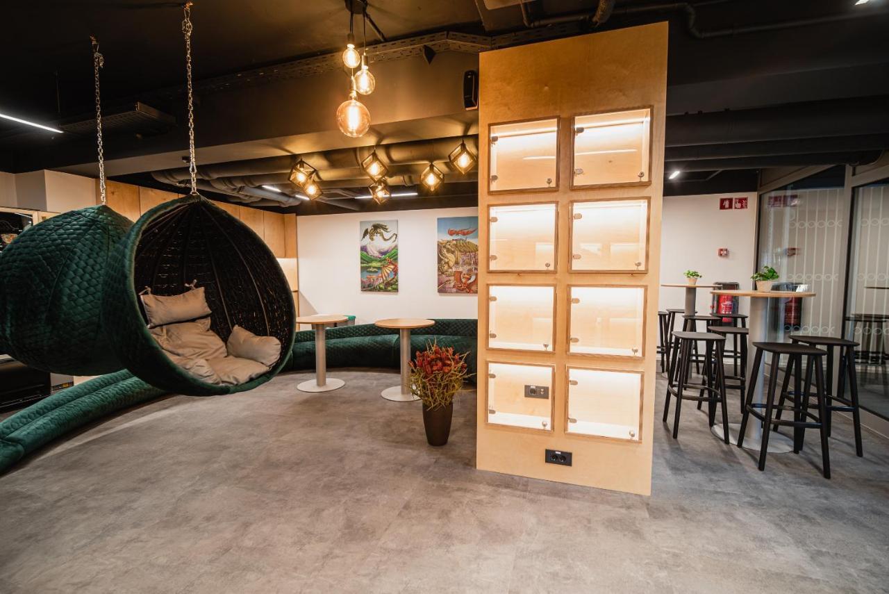 Dragons Dream Hostel *