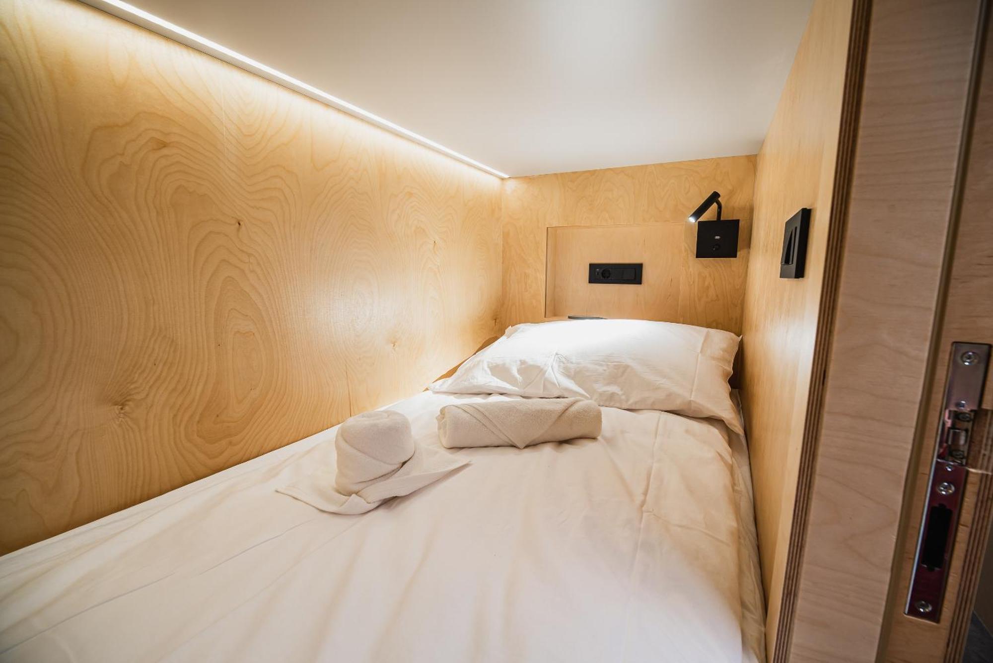 Dragons Dream Hostel *